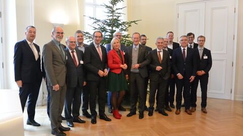 Gruppenbild der Mitglieder des Strategieforums Mitglieder des Strategieforums