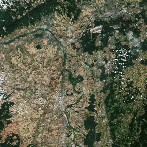 Metropolregion Frankfurt/Rhein-Main Satellitenaufnahme der Metropolregion Frankfurt/Rhein-Main